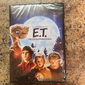 E T The Extra-Terrestrial